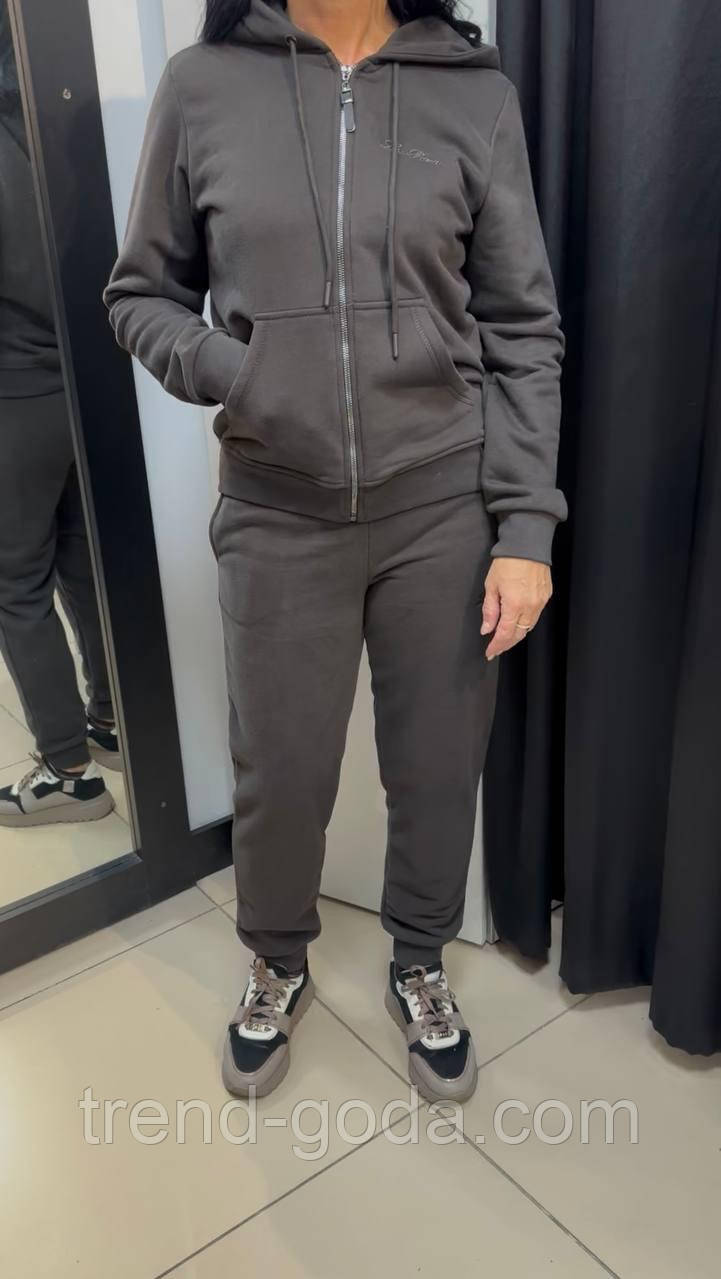 Жіночий спортивний костюм на блискавці з капюшоном коричневий Туреччина, фото 1