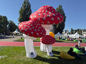Надувна декорація арт-об’єкт гриби для виставок, сцен та фотозон 4 метри, фото 2
