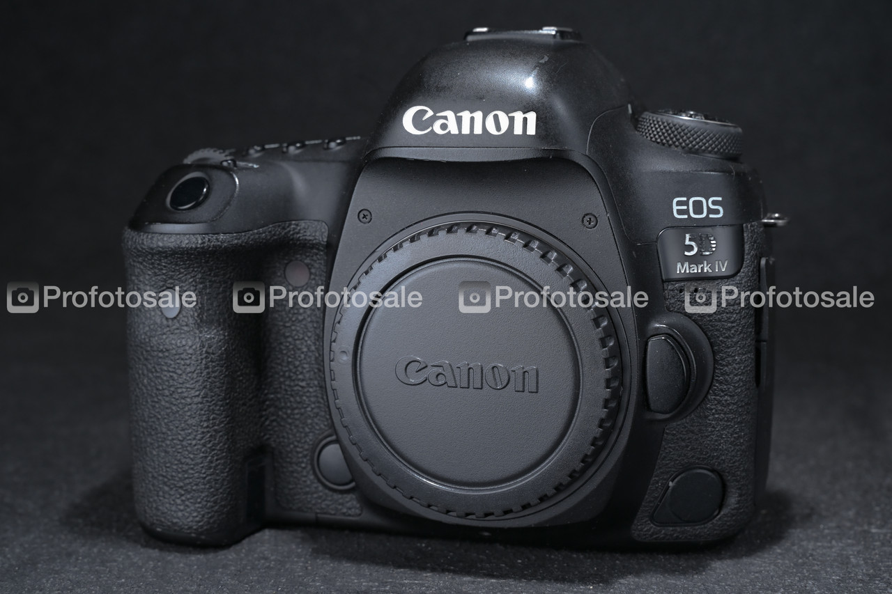 Фотоапарат Canon EOS 5D mark IV, фото 1