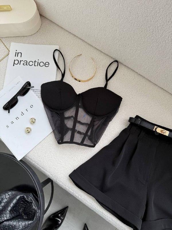 Жіночий костюм (топ з чашками + шорти) ; Колір : чорний , білий ; Розмір : Xs/S M/L ;, фото 1