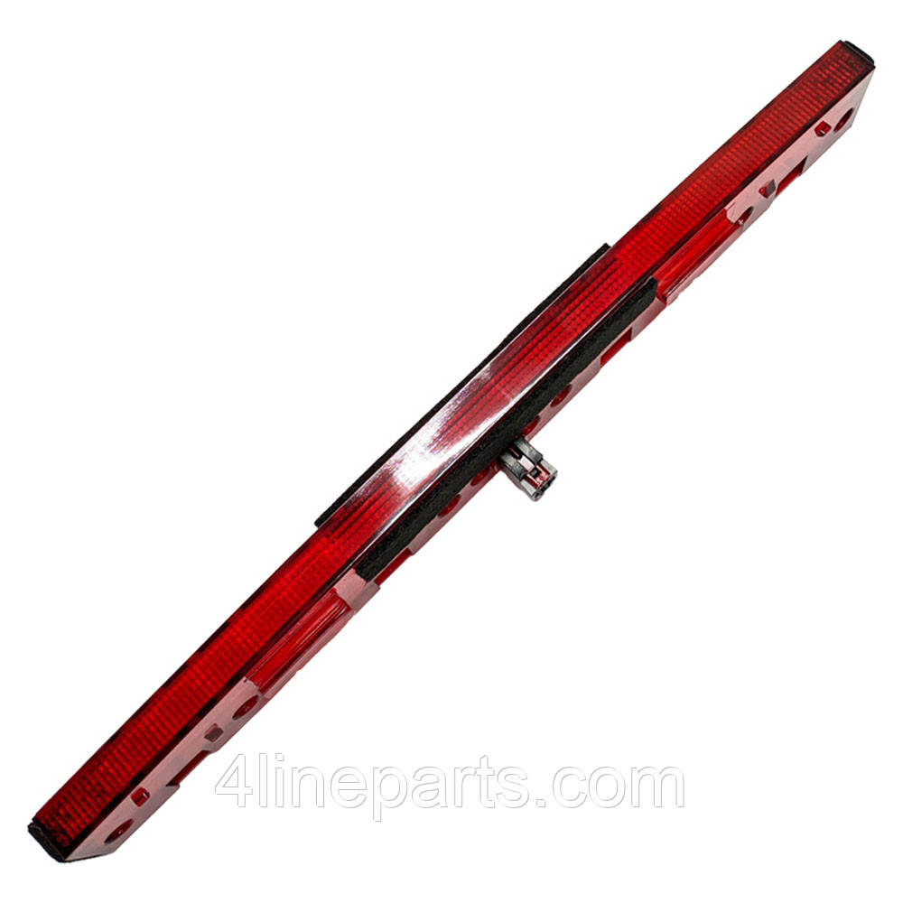 Додатковий ліхтар стоп сигналу A4 B7 Audi 8E5945097C 8E5945097A, фото 1