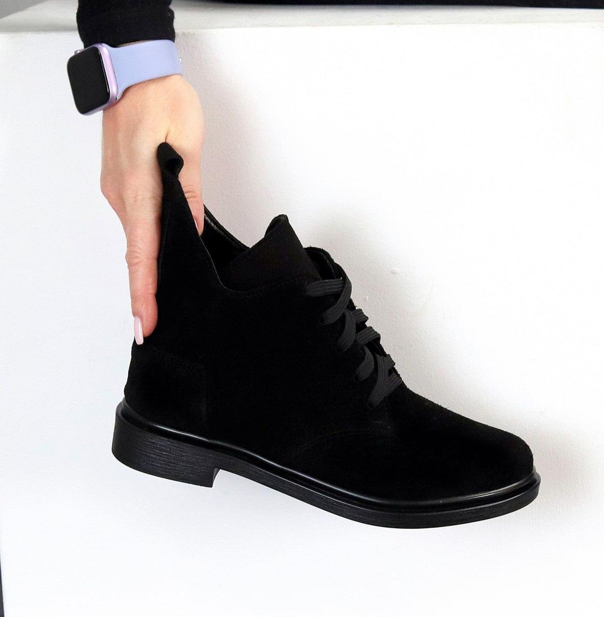 Жіночі зимові черевики замшеві на хутрі чорні натуральна замша, фото 1