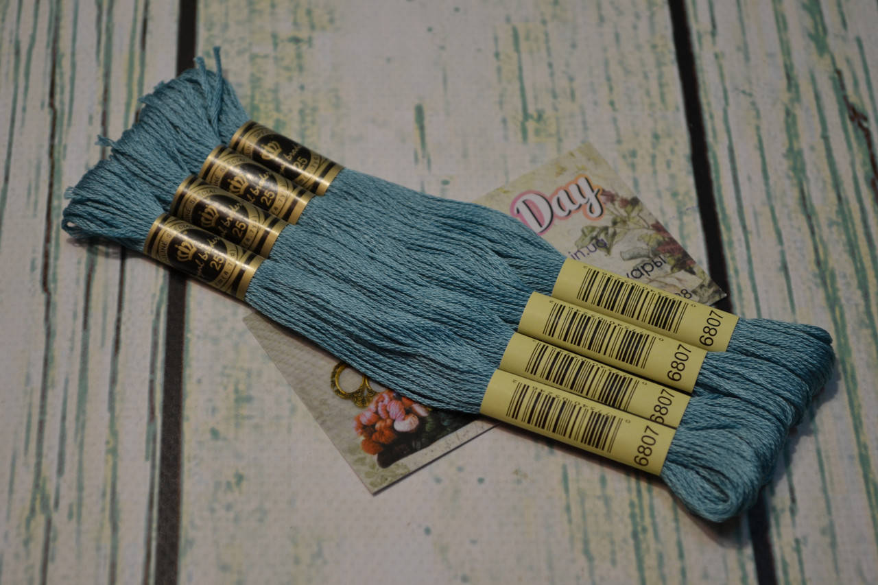 

Мулине Royal Broderie, цвет №807