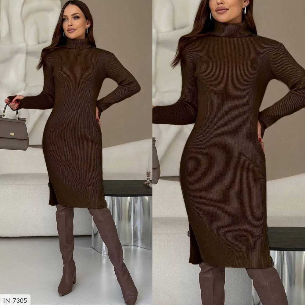 Сукня жіноча однотонна базова повсякденна тепла рубчик на флісі осінь-зима з коміром під горло гольф