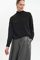 Жіночий светр із рельєфним візерунком чорний