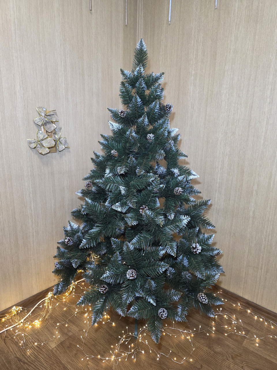 Ялинка "Елітна з шишками" зелена, 1.5 м, фото 1