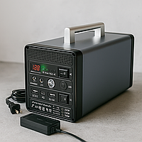 Зарядна станція переносна для побутової техніки з розеткою