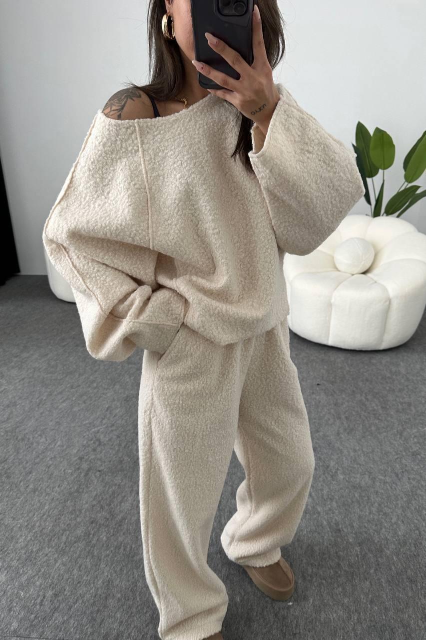 Теплий костюм з баранчика букле Модель: 1511-1097 Колір: чорний, молочний, мокко, фото 1