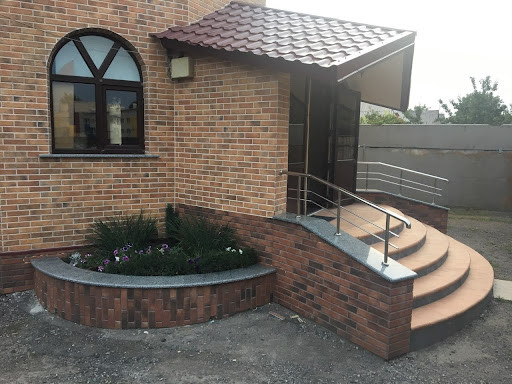 Замовити гранітні бордюри та накривки в GKTHouse