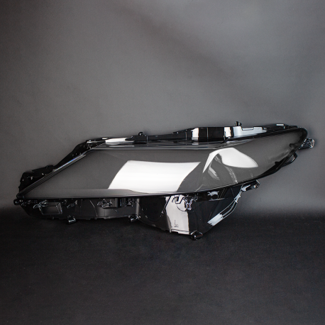 Пластикове скло фари Toyota Camry USA (XV70) 2017-2020 ліве (водійське), фото 1