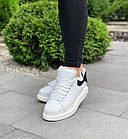 Кросівки зимові чорні жіночі McQueen білі з чорною п'ятою натуральна шкіра Кеди низькі макквін теплі з хутром на шнуровці, фото 8