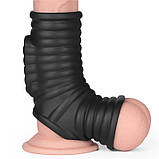 Вібруюче ерекційне кільце, насадка на пеніс Knights Ring з мошонковим рукавом чорне LOVETOY 14 см, TPE, фото 8