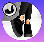 Жіночі зимові короткі уггі чорні натуральна шкіра композитна низькі теплі на товстій підошві з екохутром