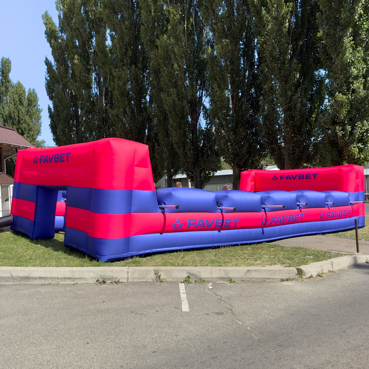 Надувний атракціон футбол із вентилятором та алюмінієвими трубами 12 м