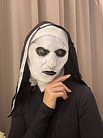 Маска "Монахиня жахів", Монашка маска
