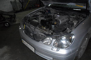 Установка биксеноновых линз G5 с ребристыми масками с глазами на Lexus GS300 2