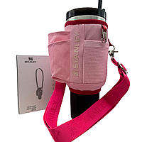 Чохол-сумка для термокухля Stanley Quencher 1,18 л (40 oz) з ремінцем і кишенями KT7001806 рожевого кольору. solve