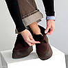 Стильні зимові шоколадні замшеві черевики на потовщеній підошві, фото 9