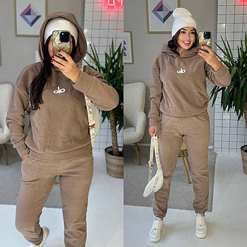 Костюм жіночий спортивний трендовий з флісу у кольорах