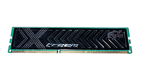 Оперативна пам'ять Team 2GB DDR3 1600MHz (TXD32048M1600HC8-D) Б/В