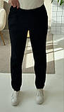 Чорні теплі жіночі вельветові штани МОМ на флісі, фото 4