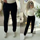 Чорні теплі жіночі вельветові штани МОМ на флісі, фото 2