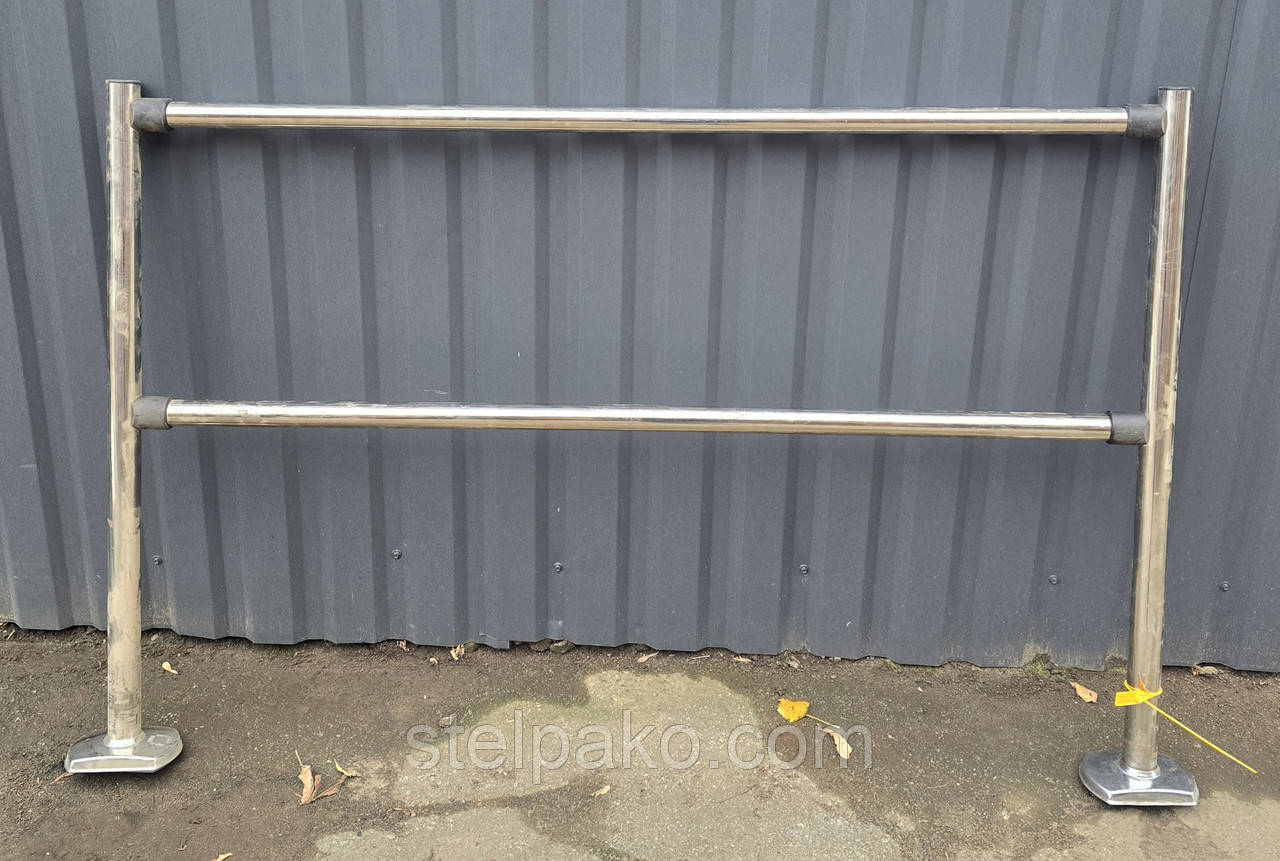 Комплект огорожі 162 см., висота 105 см., (2 стовпчики + 2 труби) Б/у, фото 1