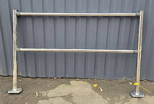 Комплект огорожі 162 см., висота 105 см., (2 стовпчики + 2 труби) Б/у