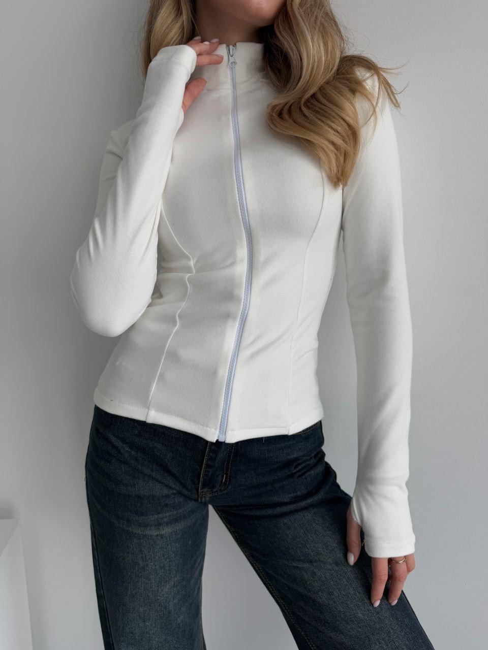 Тепла молочна жіноча обтисла кофта на змійці з тонкого флісу, фото 1