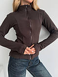 Тепла коричнева жіноча обтисла кофта на змійці з тонкого флісу, фото 10