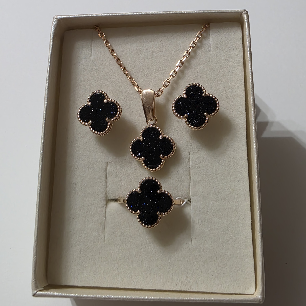 Срібний комплект в позолоті Сережки Кулон Ланцюжок Каблучка Конюшина Авантюрин, фото 1