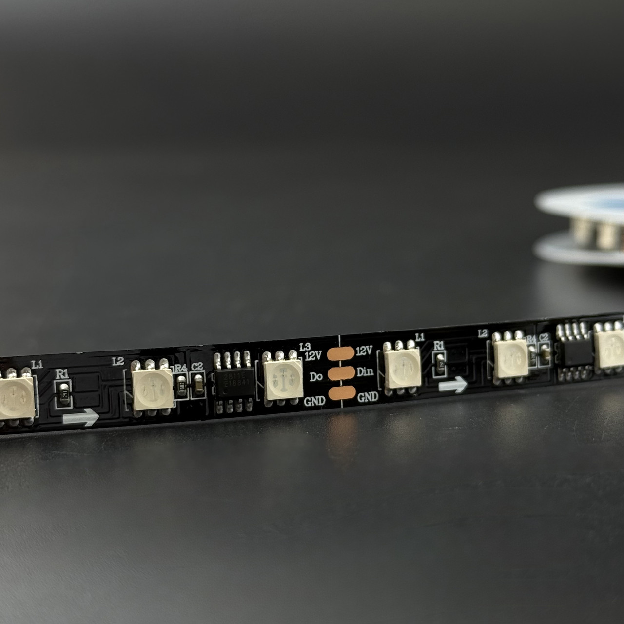 Адресна світлодіодна стрічка RGB SMD 5050 12V 60 д.м. 3LED IP20 WS2811 PIXEL чорна підкладка (ціна 1м)