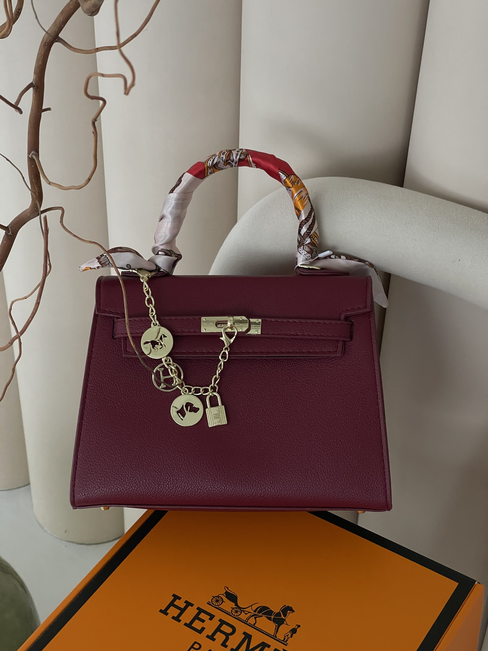 Сумка жіноча Hermes Kelly Medium бургунді з хусткою крос-боді Хермес, фото 1
