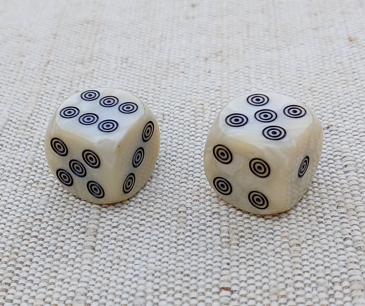 Гральні кістки для настільних ігор,d 16 мм.