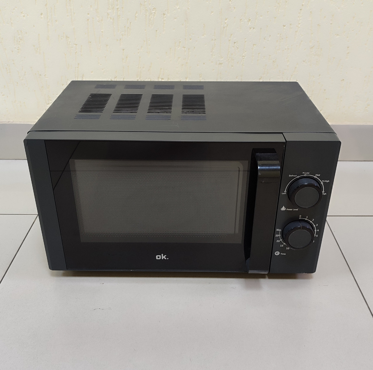 Соло-мікрохвильовка бу OK OMW 1212B з Німеччини з гарантією, фото 1