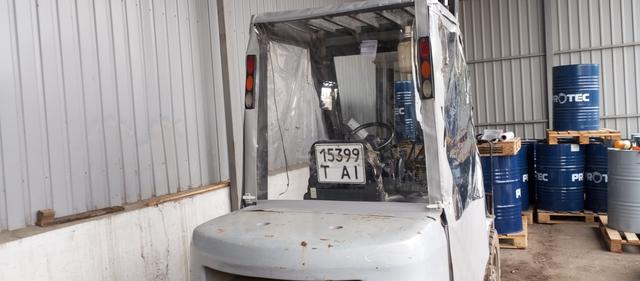 тент на дах дизельного навантажувача крим