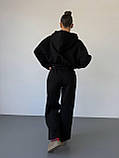 Утеплений жіночий костюм оверсайз з укороченим худі чорний, фото 4