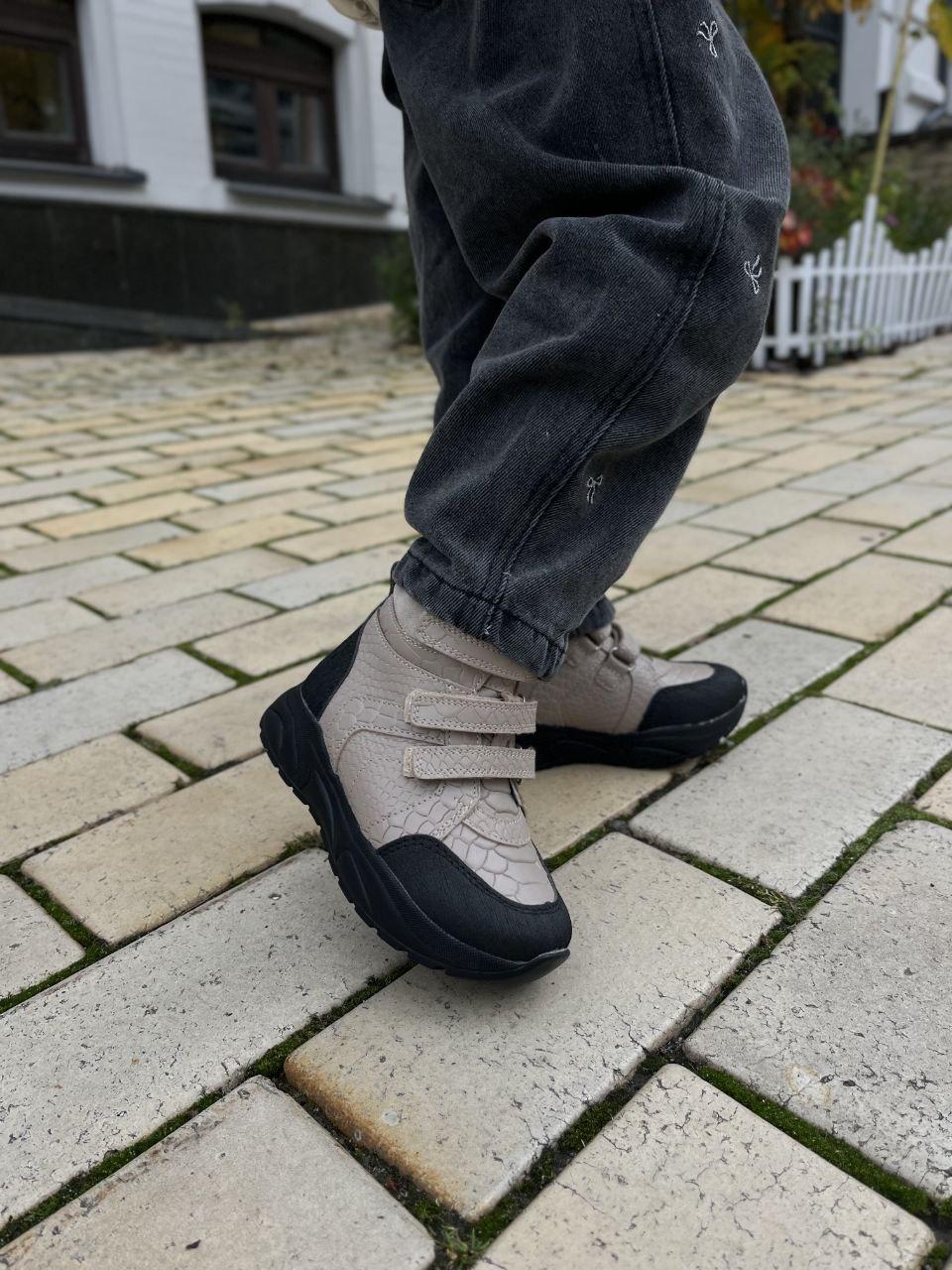 Дитячі утеплені шкіряні ортопедичні черевики на липучках для лікування вальгусу 31 р, фото 1