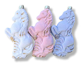 Новорічні іграшки символ 2026 року Кінь