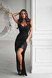 Жіноче вечірнє приталене плаття максі зі вставками з блискучого мережива, фото 2