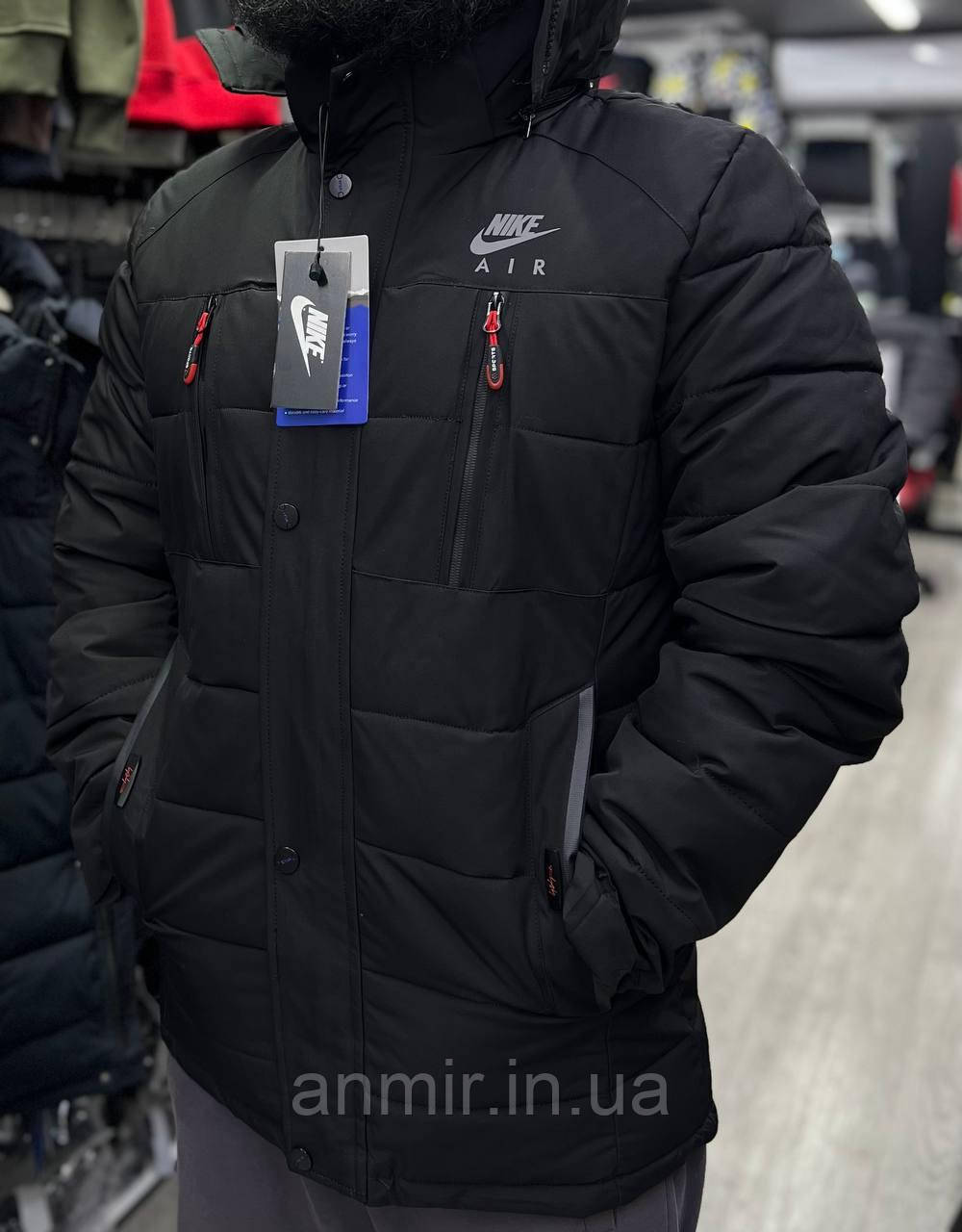 Куртка зимова чоловіча з капюшоном і кишенями NIKE норма 50-58, чорного кольору