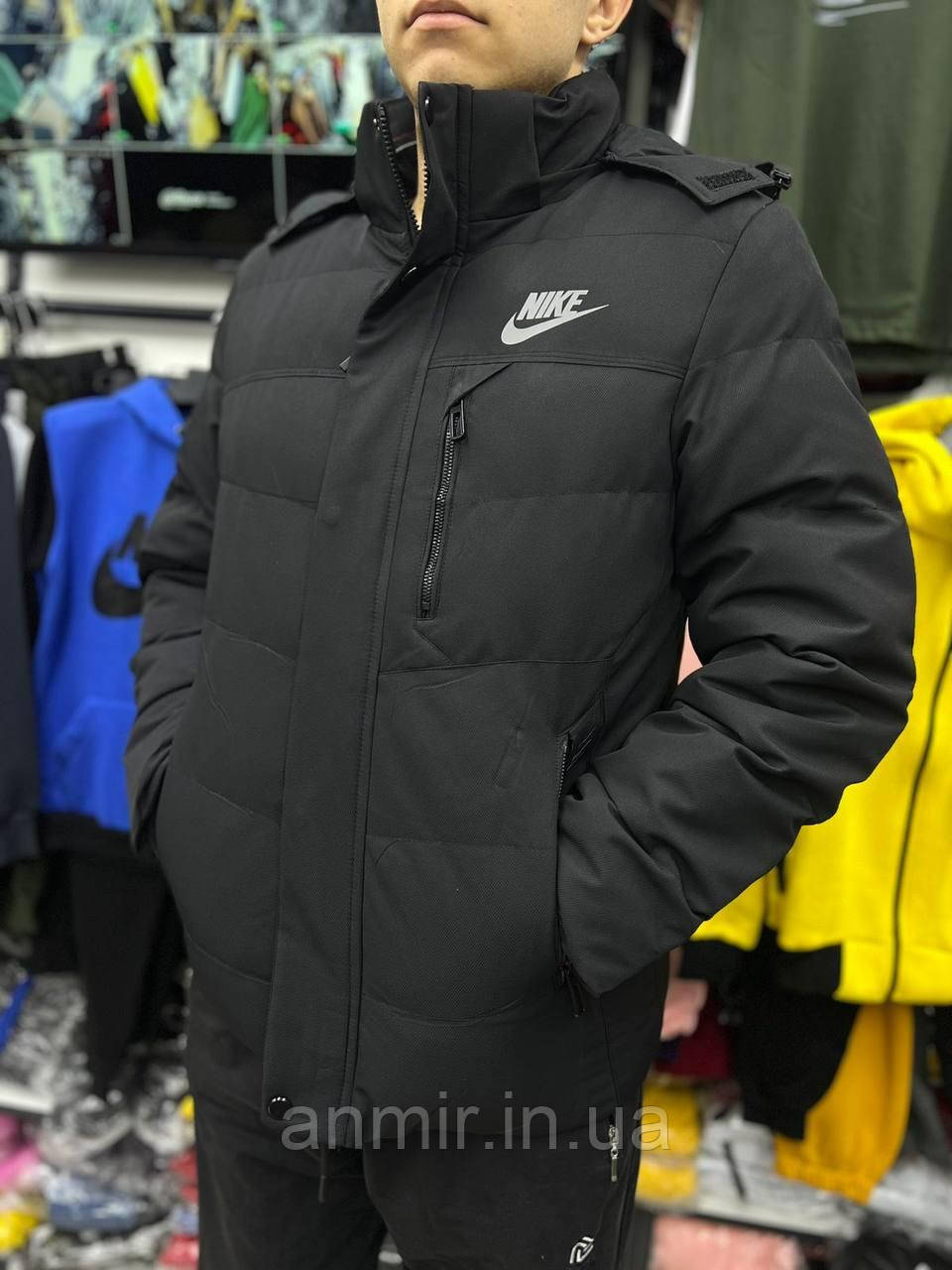 Куртка зимова чоловіча з капюшоном NIKE норма 46-54, чорного кольору