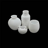 Вази та горщики для квітів.