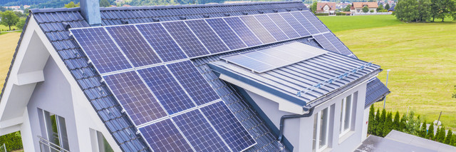 Скільки сонячних панелей потрібно для будинку