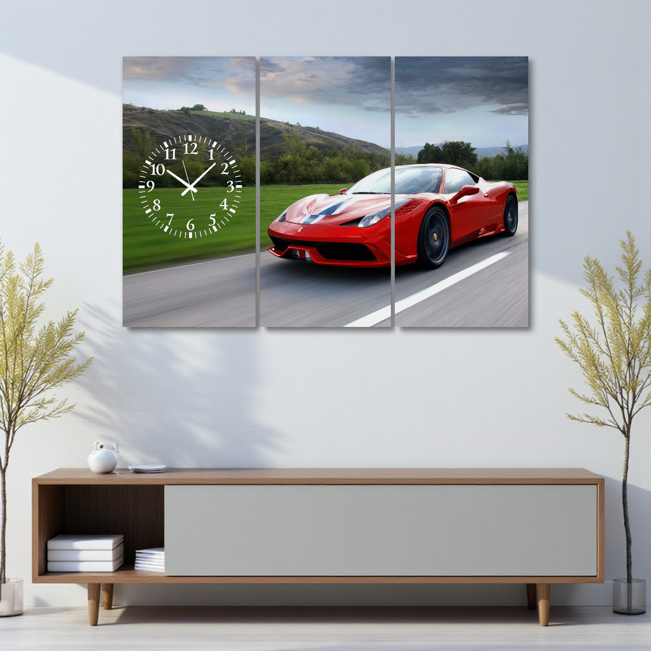 Картина з годинником «Червона Ferrari на трасі» Спорткар Настінний декор в чоловічий інтер'єр Друк на полотні 90х60см з 3х частин, фото 1