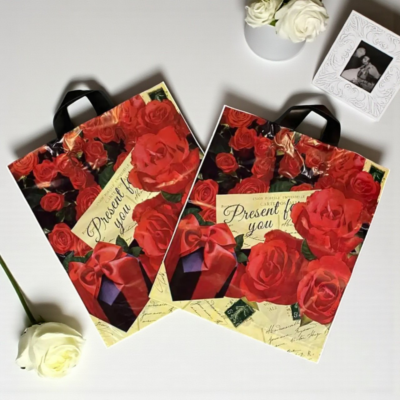 Пакет-петля 37x42 см 25 шт пакети з петлевою ручкою, пакет петля квіти, міцні пакети з петлевою ручкою, фото 1