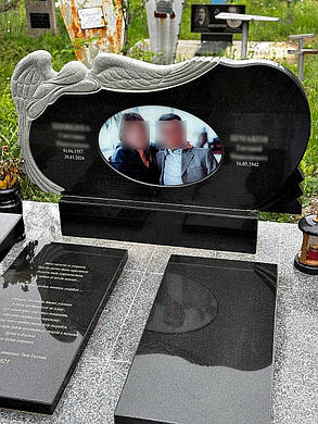 Пам'ятник на двох із граніту з фотосклом РВ-225, фото 2