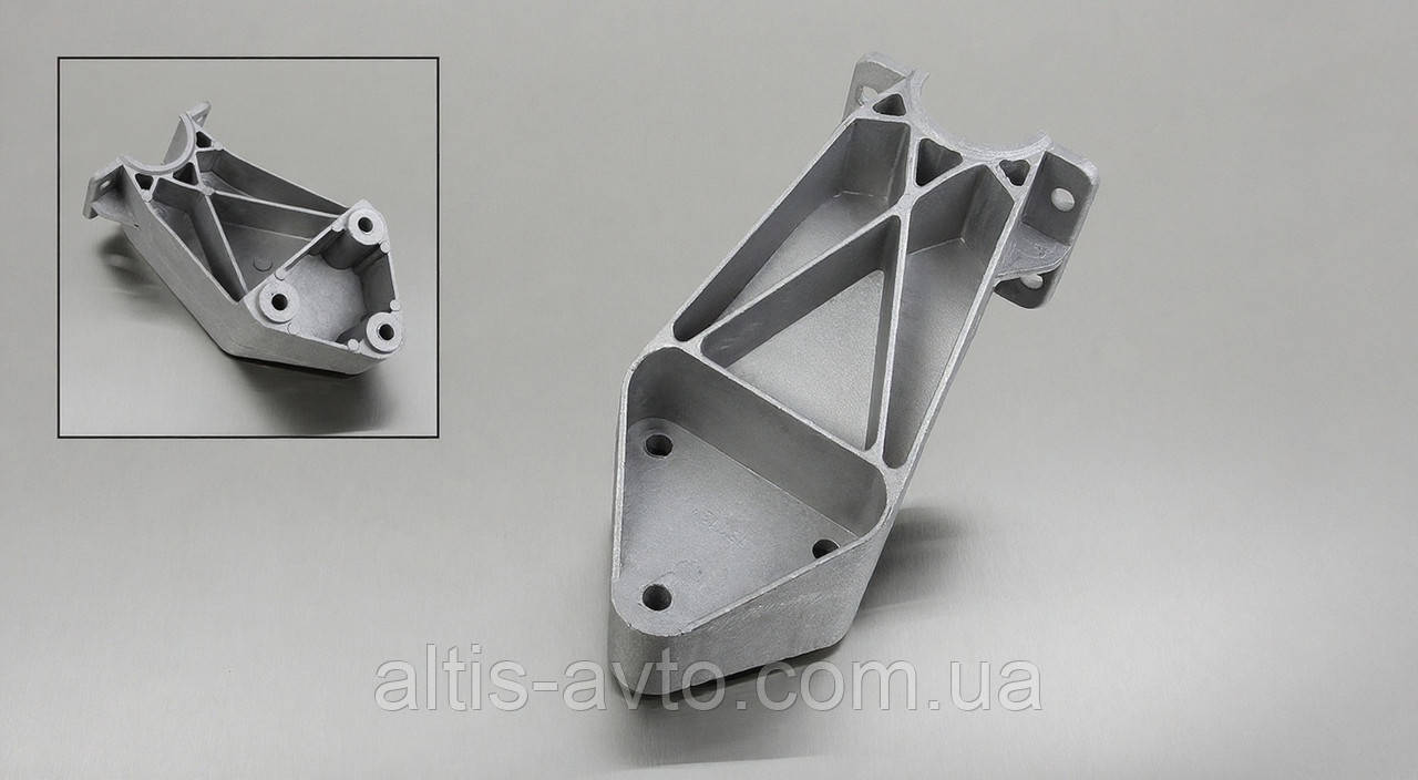 Кронштейн бризковика метал 1371224, фото 1