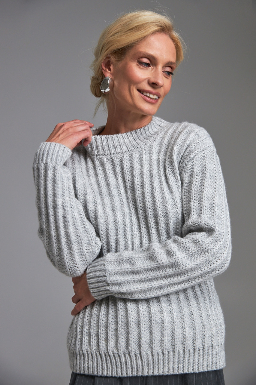 Жіночий светр із вовни мериноса та альпаки світло-сірий