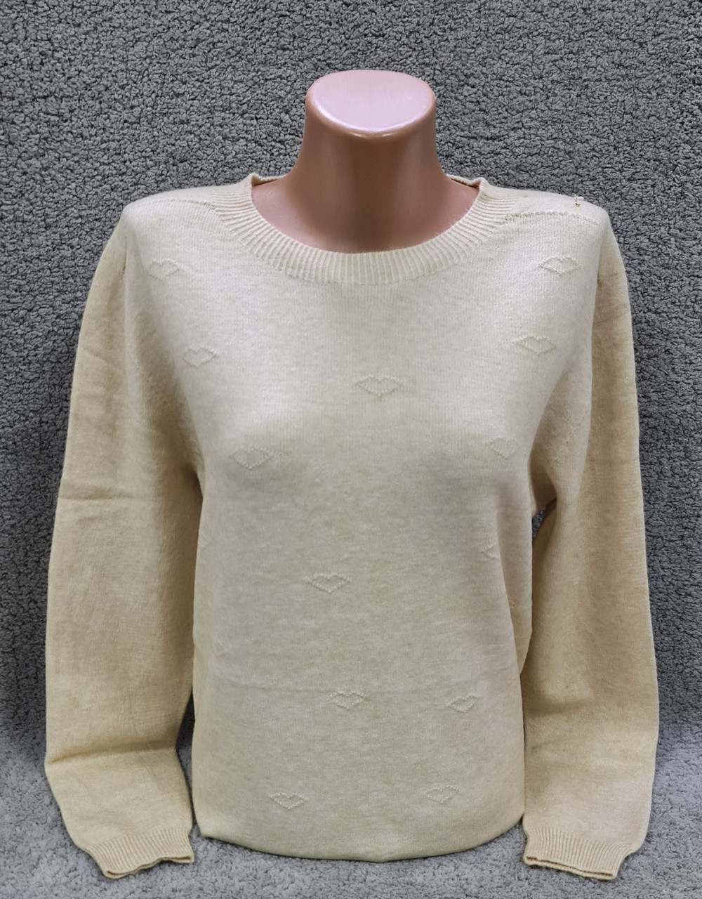 Жіночий светр джемпер із круглим коміром демісезонний однотонний